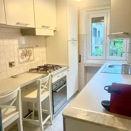Apartment 19 House *